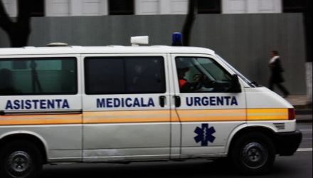 Minorul de 8 ani din capitală, înjunghiat cu cuţitul acum 2 zile de către propria mamă, a fost dat în grija bunicii