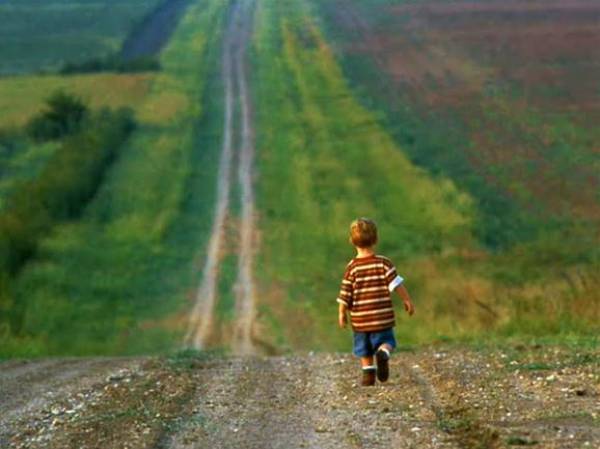 Un copil de patru ani din satul Ruseştii Noi, Ialoveni, a dispărut ieri seara. Copilul se afla în câmp împreună cu părinţii.
