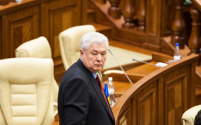 Replici acide în Parlament: Ce trădători îl înconjoară pe Candu. Foto: adevarul.ro