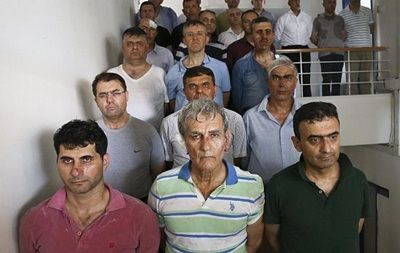 Власти Турции предъявили обвинения 99 генералам.