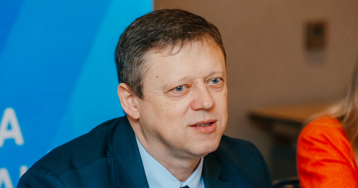 Vicepreședintele CEC a cheltuit salariul anual pentru procurarea unui automobil.