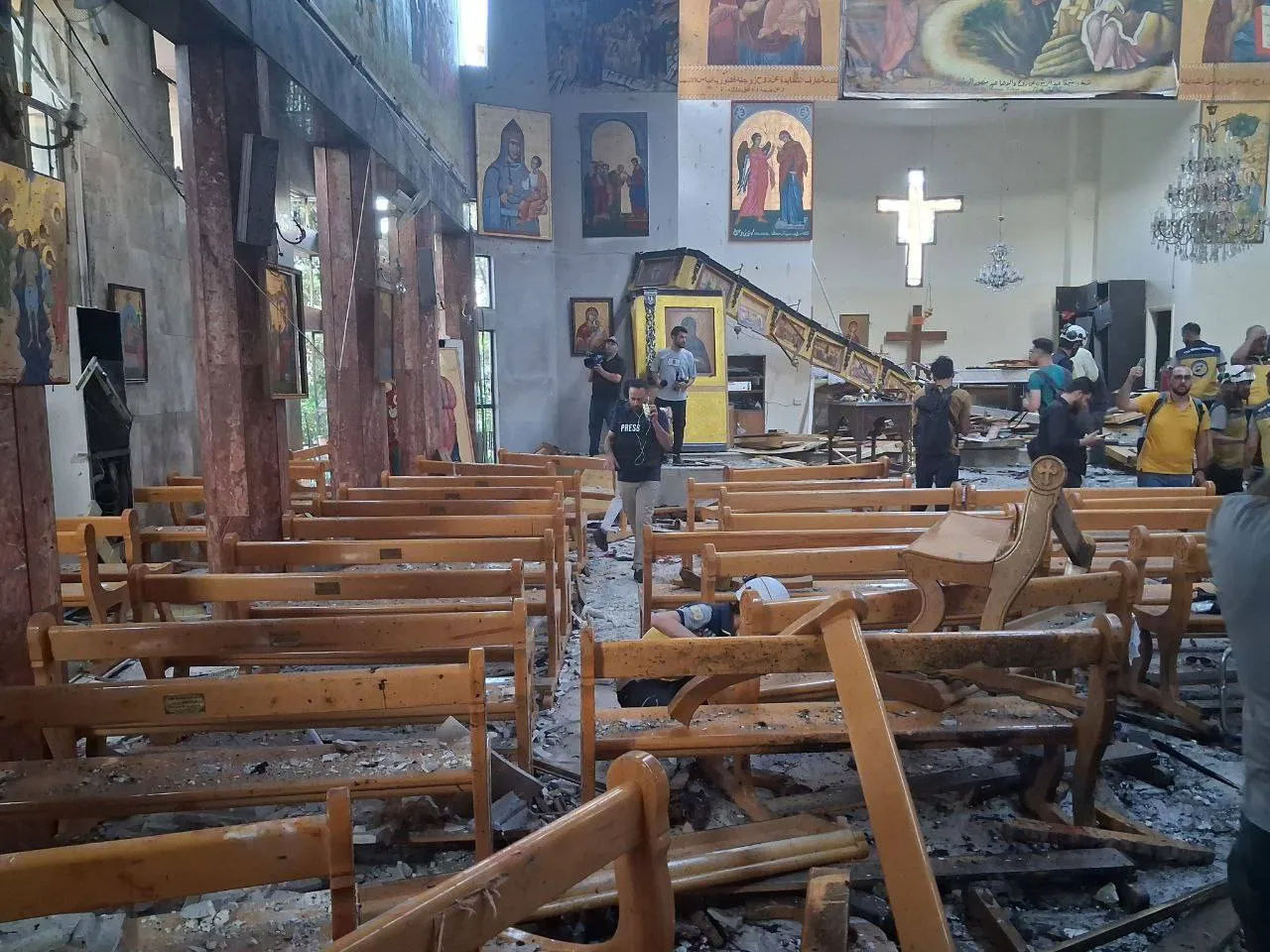 При теракте в церкви в Дамаске погибли не менее 20 человек.