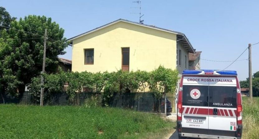 В Италии в бассейне утонула годовалая дочка уроженки Молдовы.