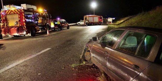 Accident grav pe o autostradă din Franța. Mai mulți români, răniți