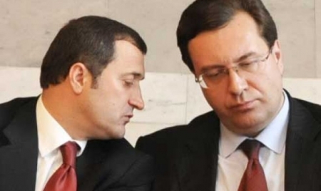 Filat sugerează PDM-ului să-și retragă miniştrii şi alţi funcţionari din Guvern.