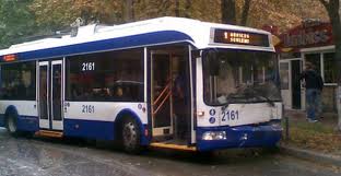 Medicii Spitalului de Urgenţă spun că mama ar fi fugit de la locul accidentului, până la sosirea ambulanţei. 