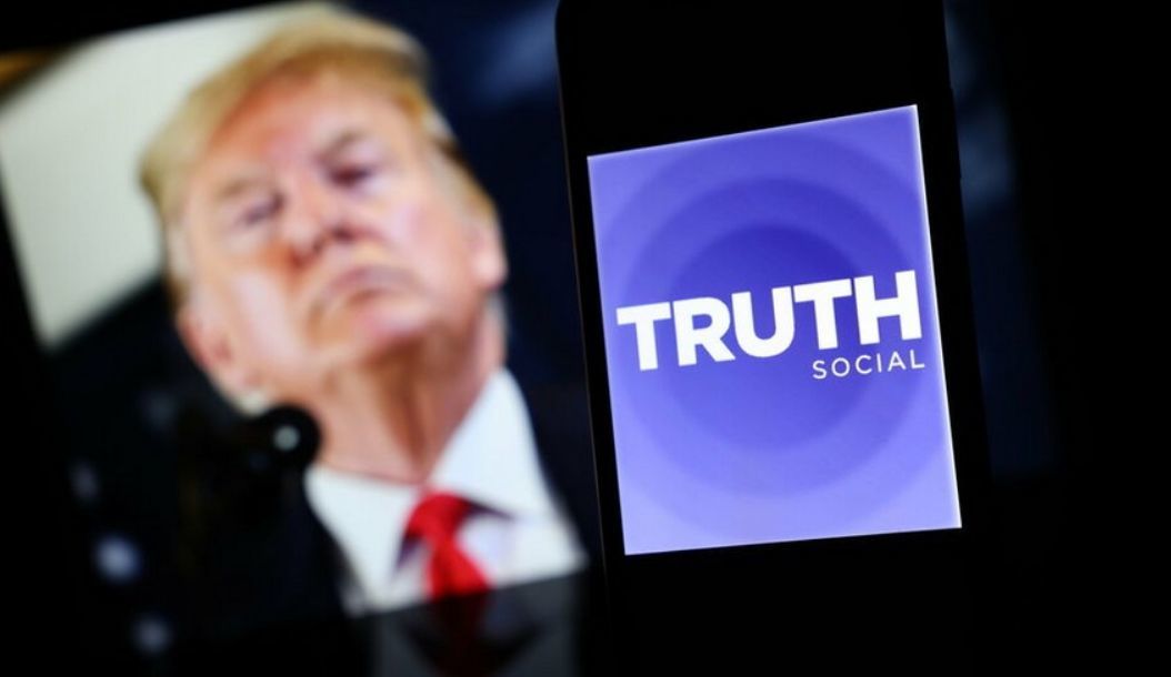 Новая соцсеть Трампа привлекла $1 млрд инвестиций.