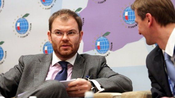 Сергею Чокля 42 года, у него 17-летний опыт работы в финансово-банковской сфере. Фото: ape.md
