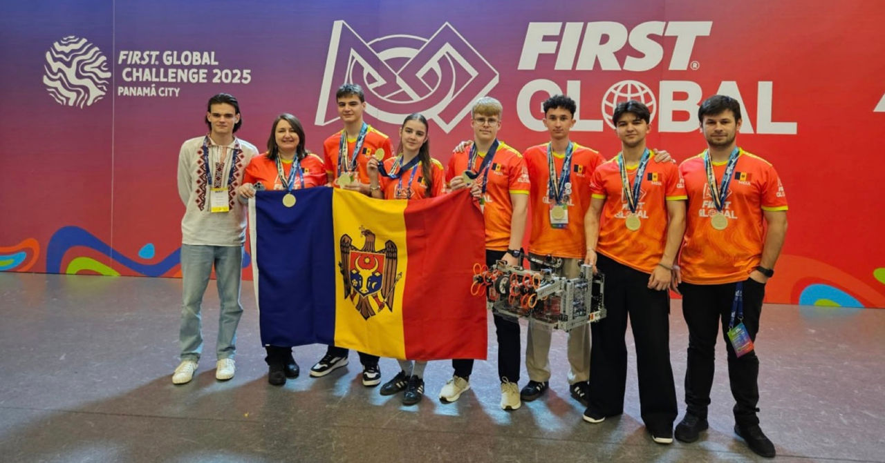 Elevii din Moldova au câștigat din nou aurul la Olimpiada Mondială de Robotică.