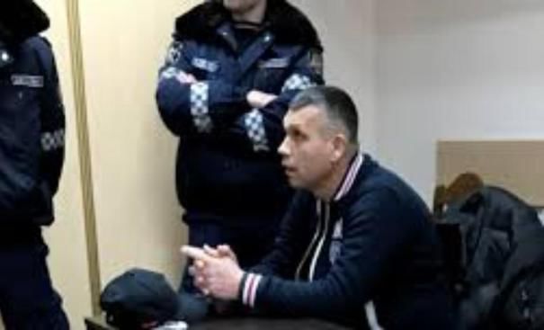 Сергея Косована обвиняют в совершении нескольких преступлений: мошенничество, подделка документов, злоупотребление служебным положением.
