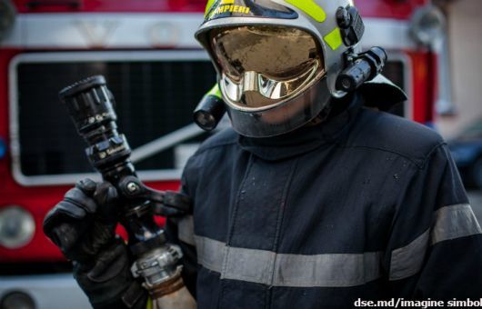 În Moldova vor fi deschise mai multe posturi de salvatori şi pompieri. Foto: dse.md