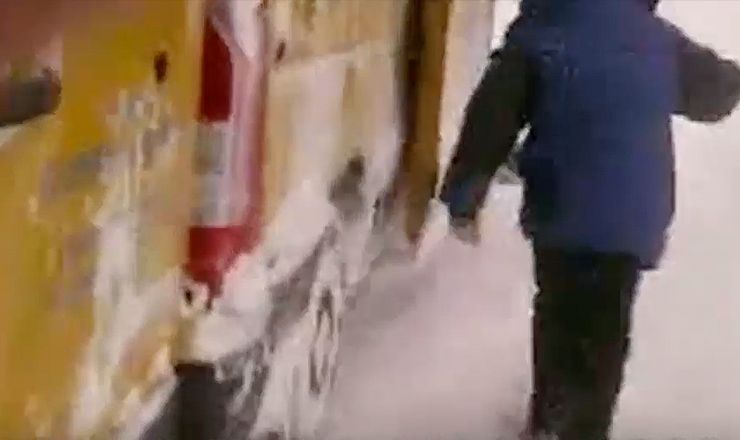 Помощь спасателей понадобилась также водителям на дорогах в Комратском, Фалештском и Чимишлийском районах.