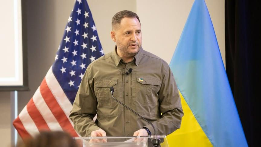 O delegație ucraineană a sosit la Washington pentru negocieri cu administrația Trump.