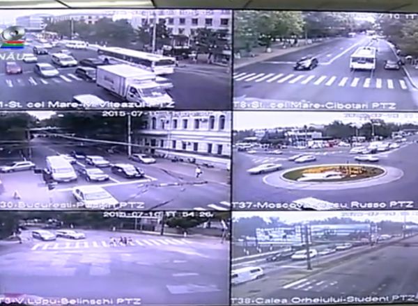 Toate cele 43 de radare din intersectiile din capitala au fost conectate la ora sase a diminetii. Foto: ProTV.md