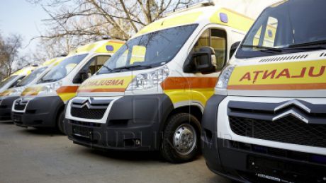 Sistemul medical de urgență din Moldova va beneficia de zece ambulanţe noi, dotate cu echipament modern. Foto: publika.md