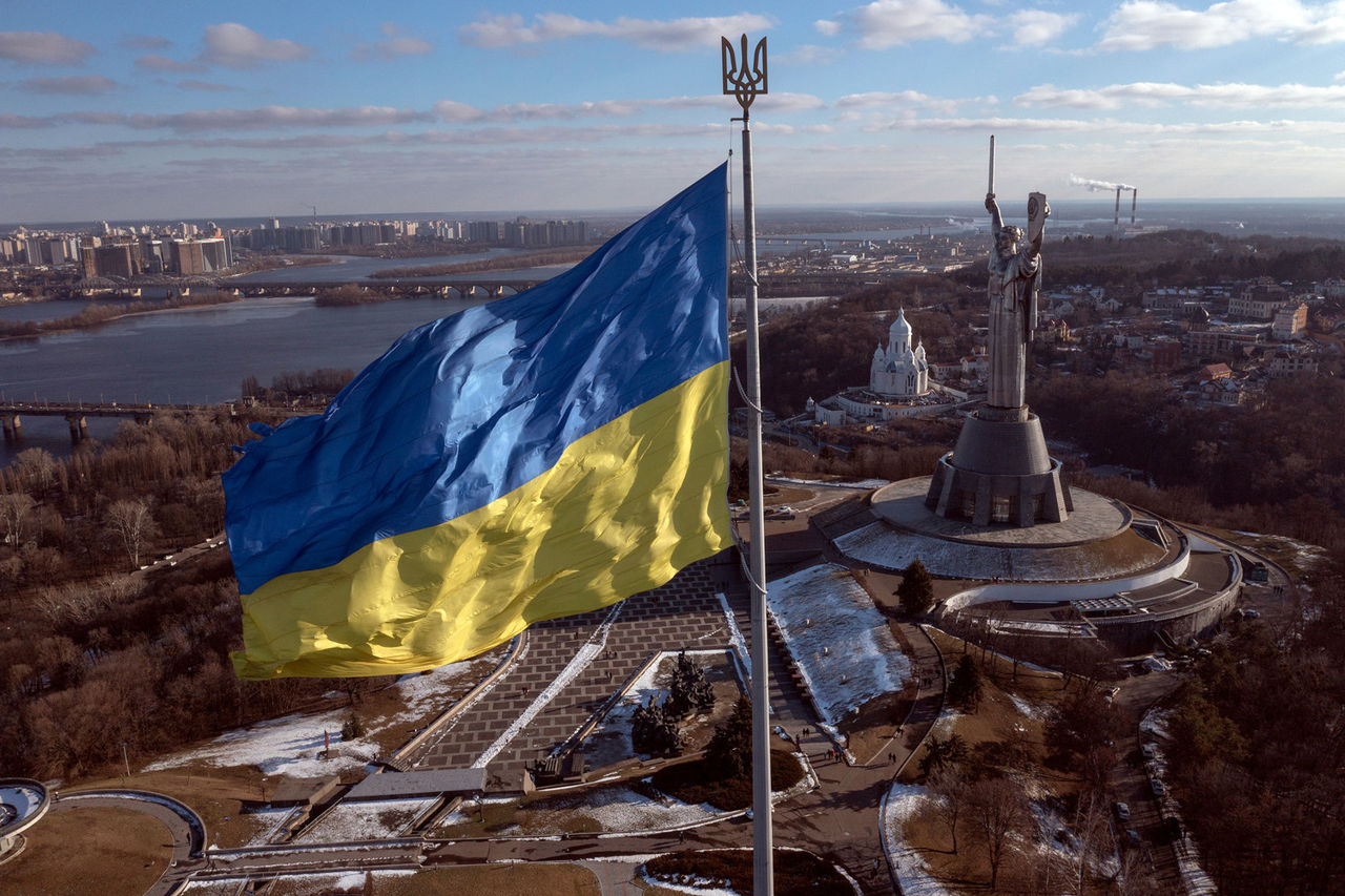 Журнал The Economist выбрал Украину страной года.