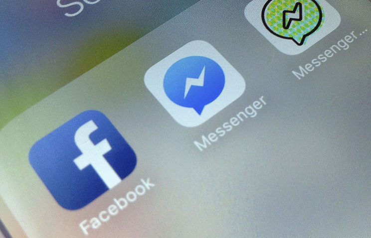 Пользователи сообщают о проблемах в работе Facebook Messenger. Фото: AP Photo