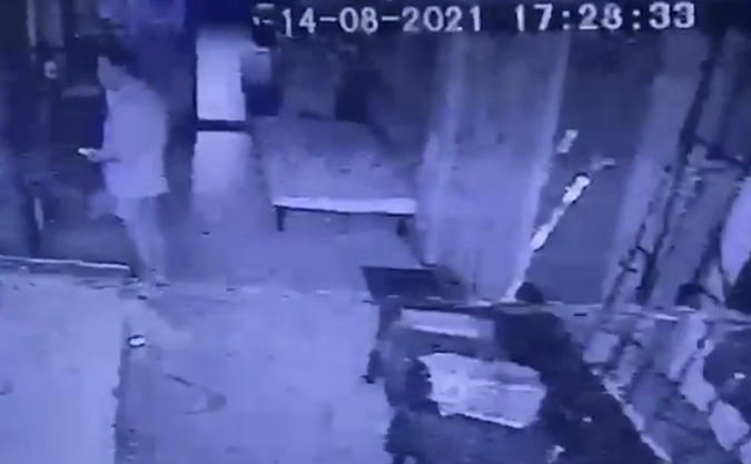 В Сети опубликовали видео из дома погибшего мэра Кривого Рога Константина Павлова.