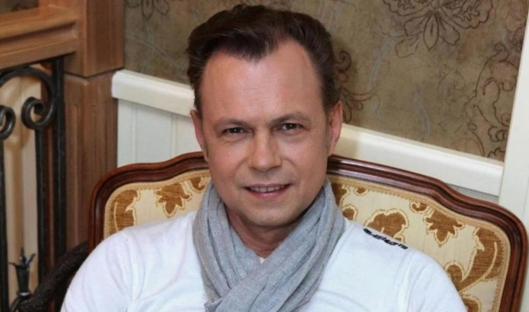 Умер бывший солист группы «На-На» Владимир Левкин: ему было 57 лет.