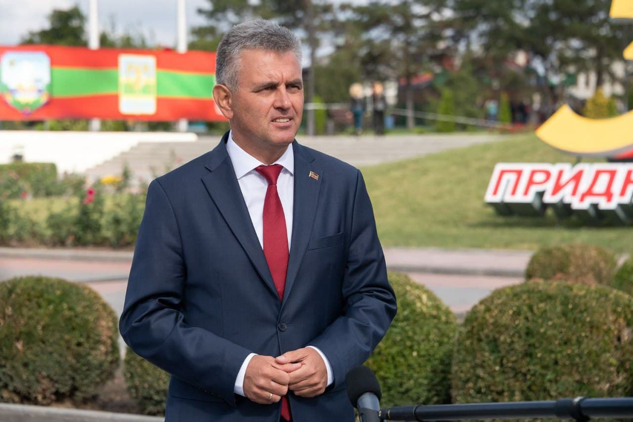 В сети появился сайт-клон приднестровского лидера Вадима Красносельского.