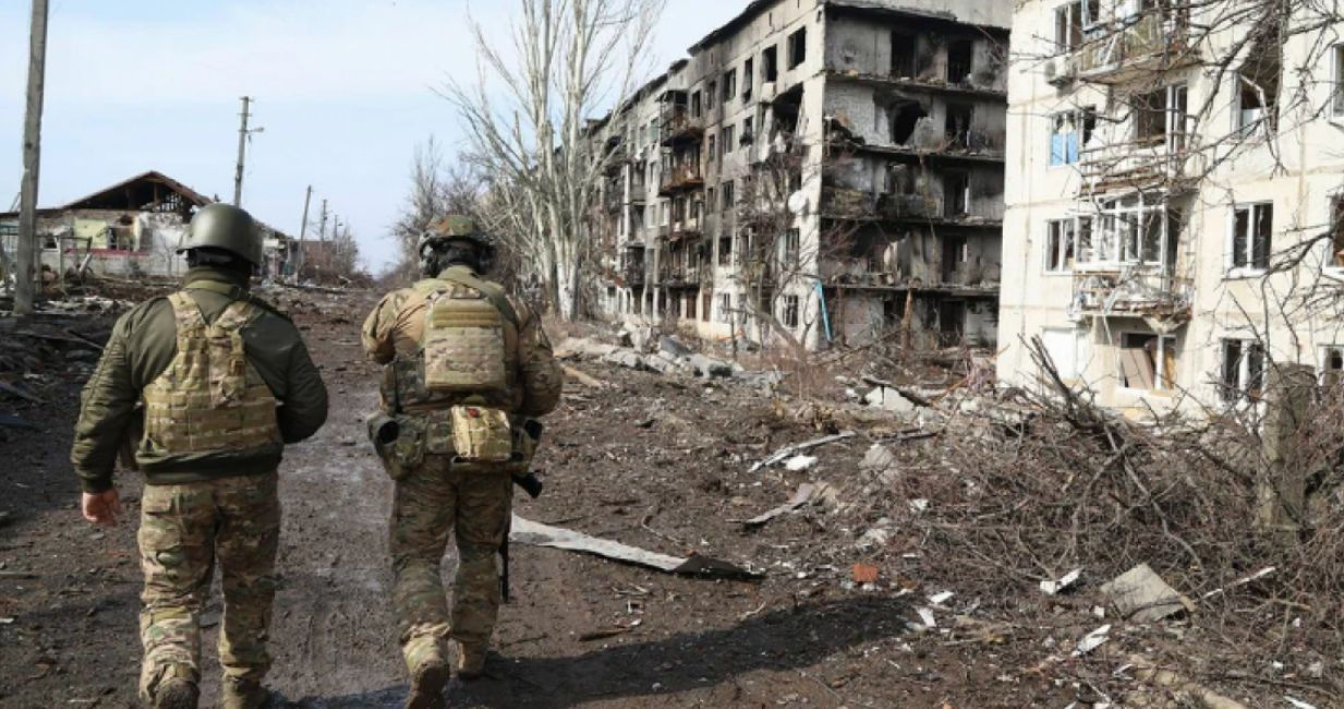 Разведка Британии: Военные РФ, вероятно, захватили западный берег реки Бахмутка.