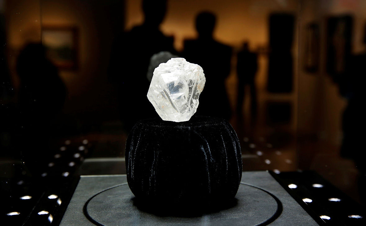 Lucara Diamond Corp. продала алмаз Lesedi La Rona весом 1,109 карата за $53 млн.