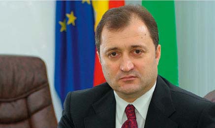 În ultima perioadă premierul Vlad Filat evită să răspundă la unele întrebări ale jurnaliştilor. Foto: tribuna.md