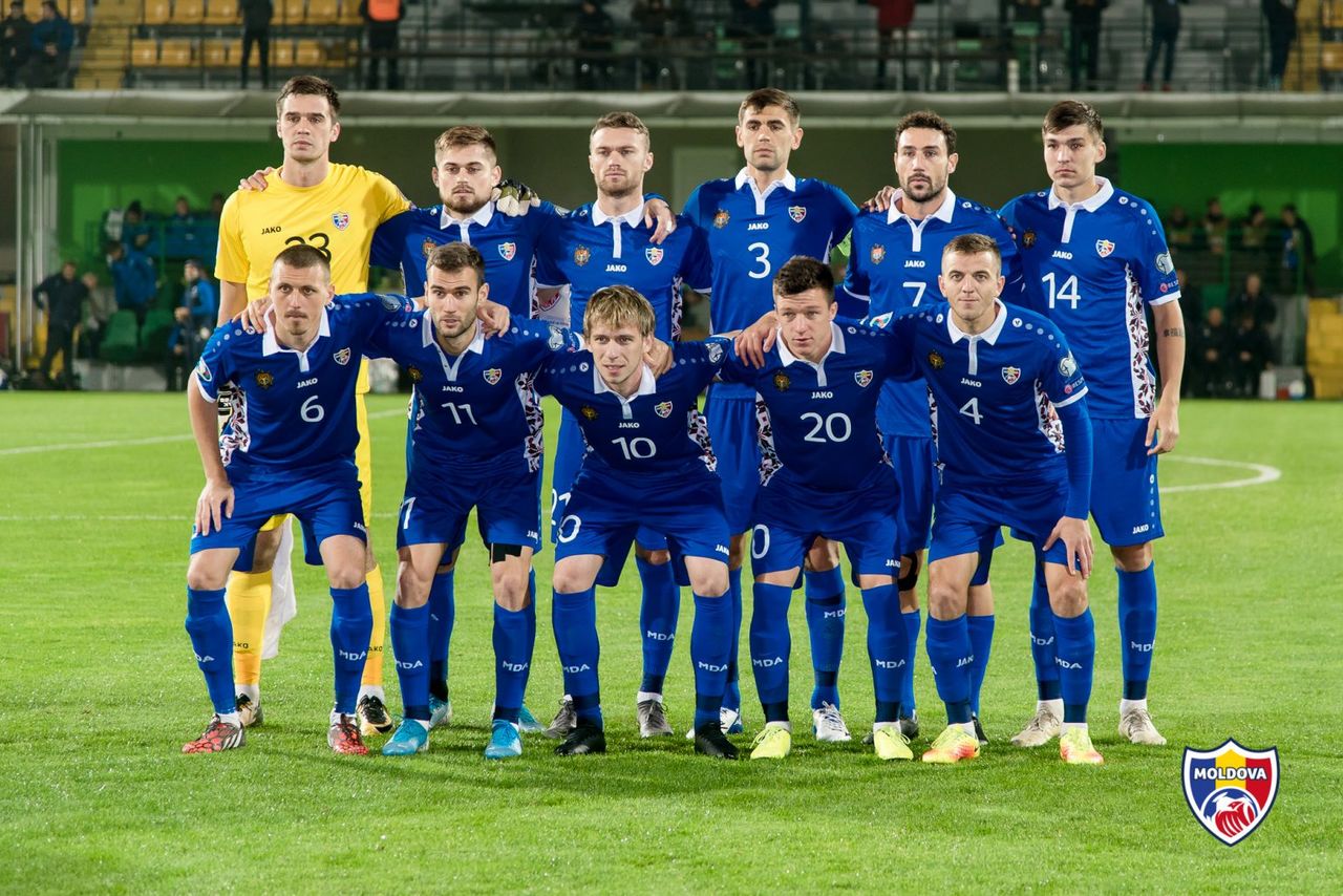 МФФ обратилась к властям с просьбой возобновить чемпионат по футболу.