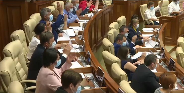 Депутаты рассказали, как проведут пятидневные выходные.