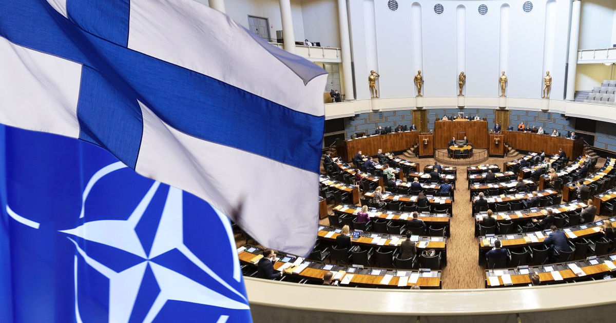 Парламент Финляндии окончательно одобрил вступление страны в НАТО. Коллаж: Point.md