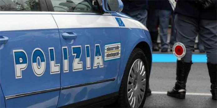 O moldoveancă, speriată de moarte, după ce a fost jefuită de doi egipteni