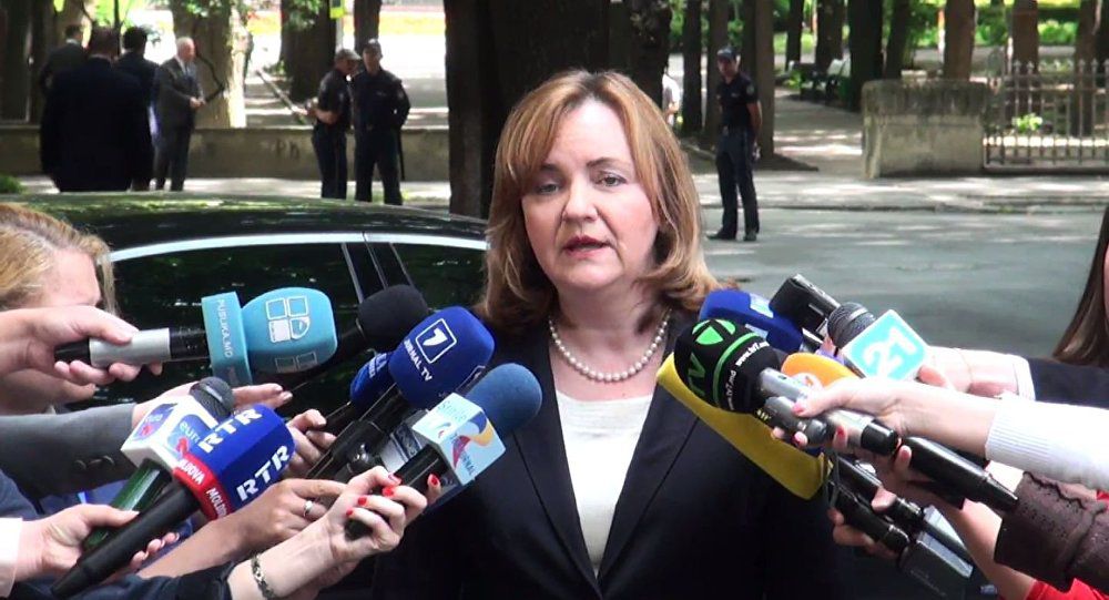 Герман готова помочь правительству в этот непростой период.