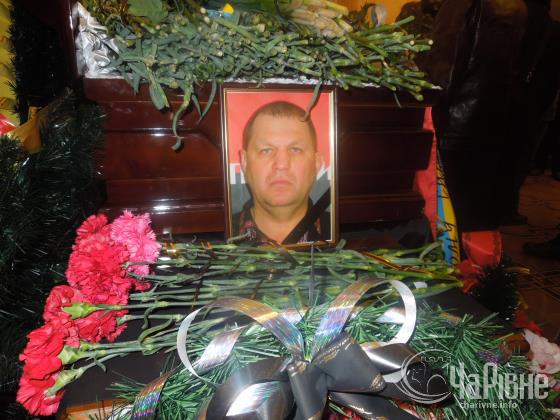 Сегодня, 26 марта, в Ровно должны состояться похороны Александра Музычко, одного из лидеров "Правого сектора" по прозвищу Саша Белый, погибшего при задержании силовиками.