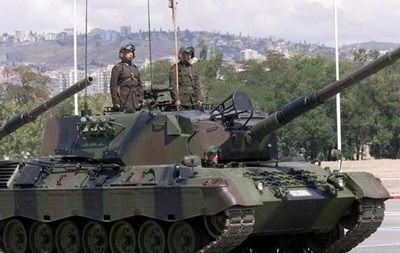 Германия в рамках НАТО связана с Турцией рядом партнерских обязательств, от которых не может просто отказаться.