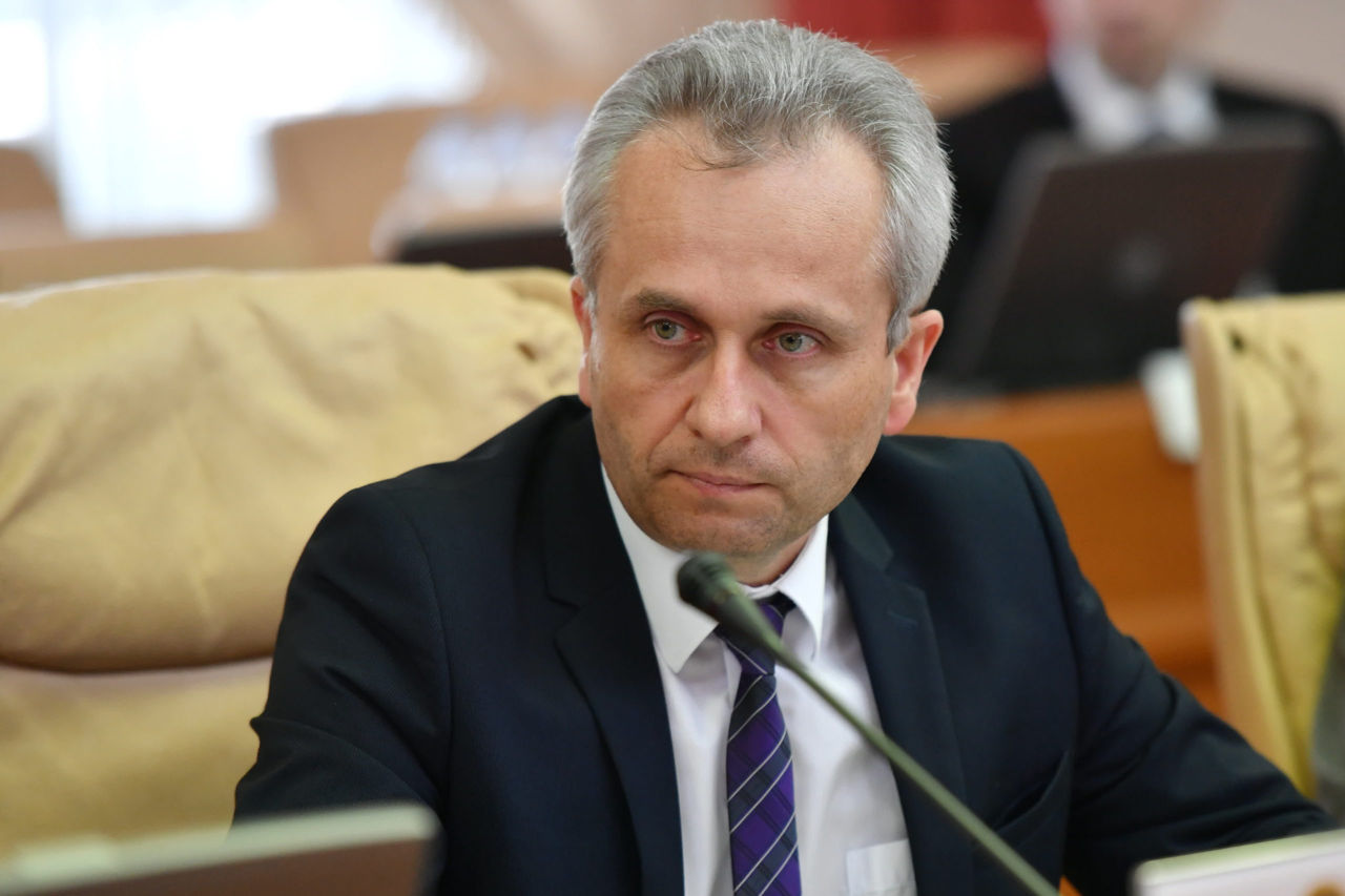 Министр образования объяснил, что будет со студентами 2 и 3 курсов поглощенных вузов. 