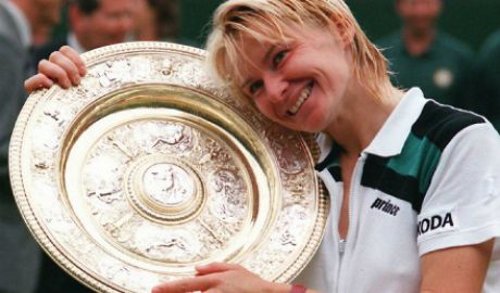 Fosta campioană de tenis de la Wimbledon, Jana Novotna, a murit la vârsta de 49 de ani.