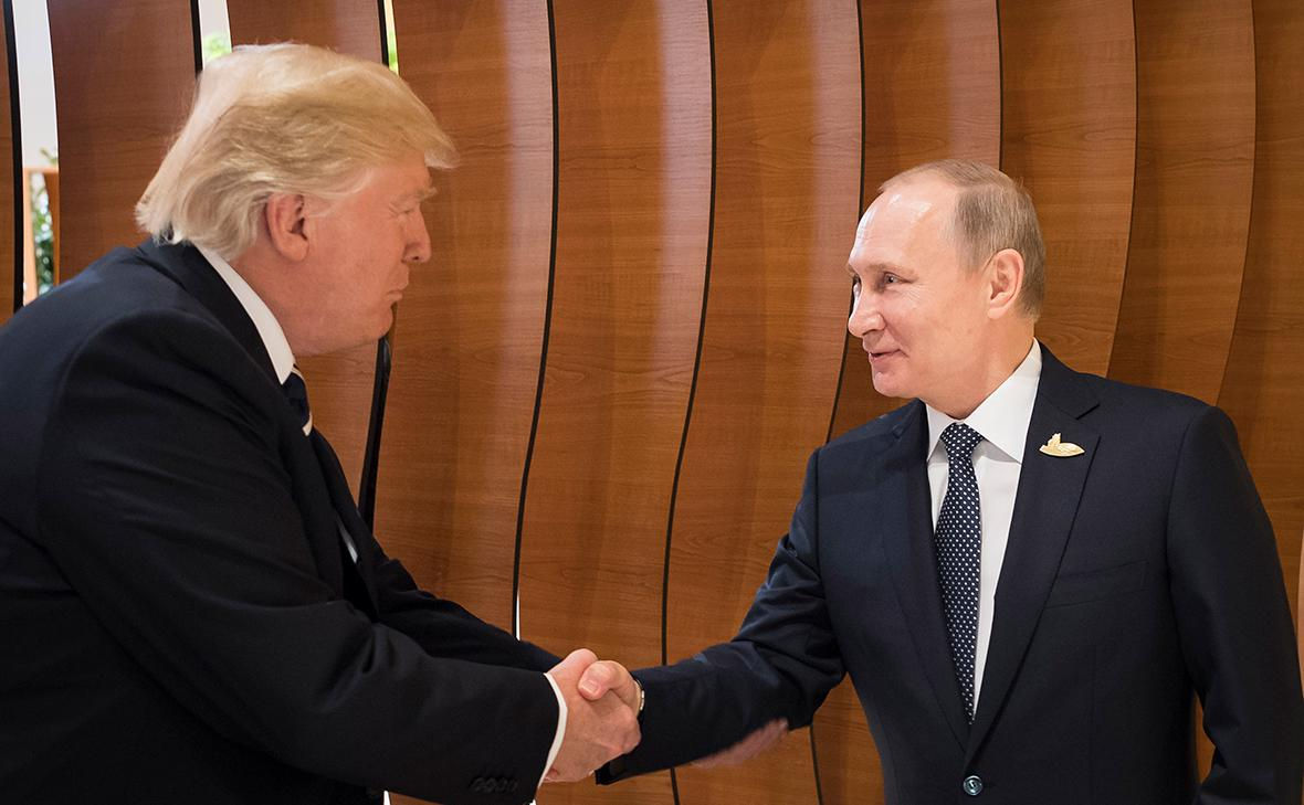 На Аляске готовят протесты к визиту Путина и Трампа.