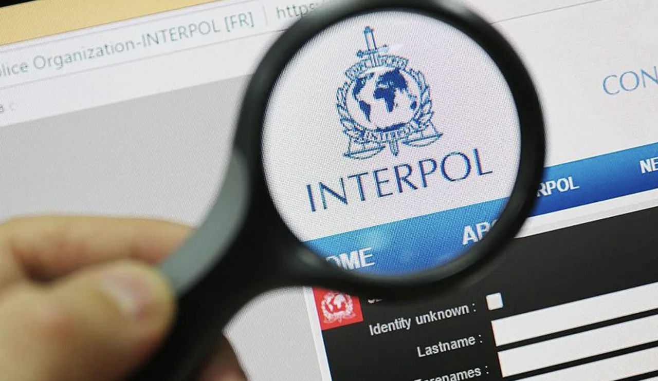 Interpol a slăbit controlul asupra Rusiei, deși Kremlinul folosește „notificările roșii”.