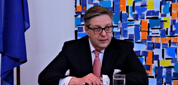 Ambasadorul Uniunii Europene, Pirkka Tapiola, a oferit un răspuns la scrisoarea pe care i-a adresat-o jurnalistul Victor Nichituş.