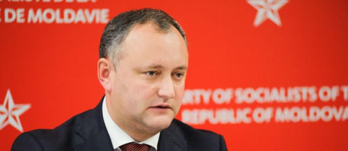 Datoria externă a ţării, la general, a constituit 6,4 mlrd.dolari SUA sau 105% din PIB.  Este cel mai înalt nivel al datoriei externe a RM în ultimii 13 ani.