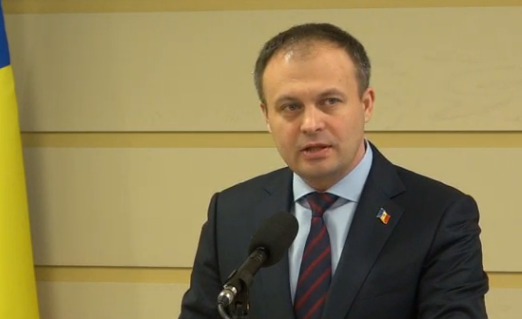 Канду предложил провести референдум по вопросу о прямом избрании президента страны.