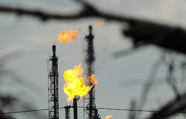 Нефть Brent подешевела на 2% после встречи ОПЕК+. Фото: tass.ru
