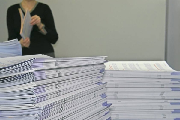 De mai mulţi ani Ecaterina din oraşul Ungheni, în vîrstă de 52 de ani, nu vede, în plus, din cauza diabetului, i-a fost amputat un picior.