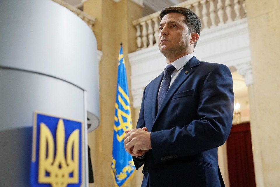 Рада отказалась увольнять глав Минобороны и СБУ по желанию Зеленского.