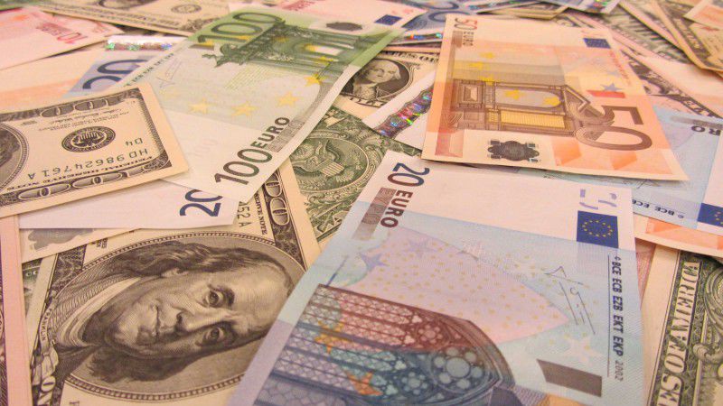Pentru 10 martie leul se apreciază de față de euro. Foto: ibuzz365.com