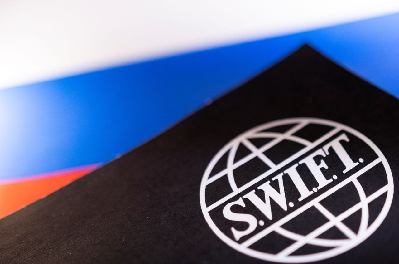 Reuters: Индия использует SWIFT для расчета с Россией в долларах.