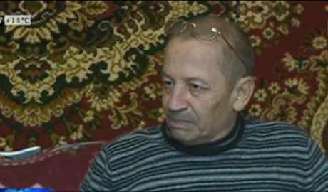 Un pensionar din Capitală se plânge că este obligat să achite sume duble pentru apă caldă.