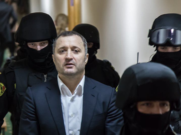 Продления срока ареста потребовала прокурор Адриана Бецишор.