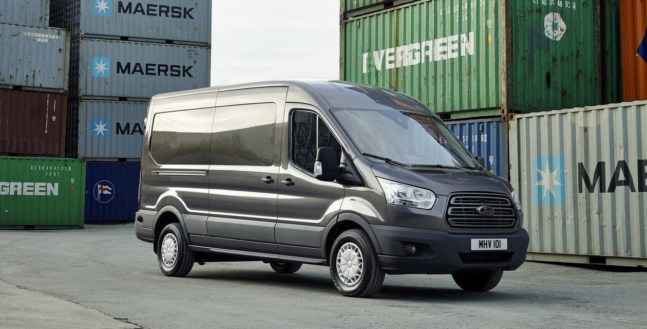 Ford отзывает в России более 13 тыс. фургонов Transit.