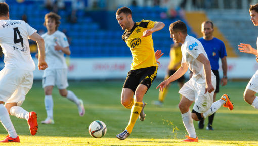 Cine ar putea deveni antrenorul echipei naţionale de fotbal